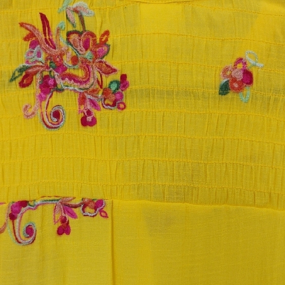 Fig and Flower Yellow Blouse with Pink Embroidery - Picture 6 of 6